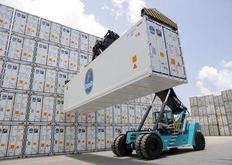 Reach stackers_food_image